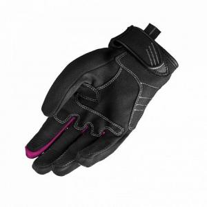 На фото перчатки SHIMA ONE EVO LADY PINK