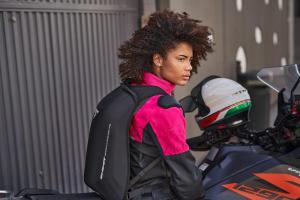 Купить Мотокуртка женская SHIMA DRIFT LADY PINK На фото Мотокуртка женская SHIMA DRIFT LADY PINK